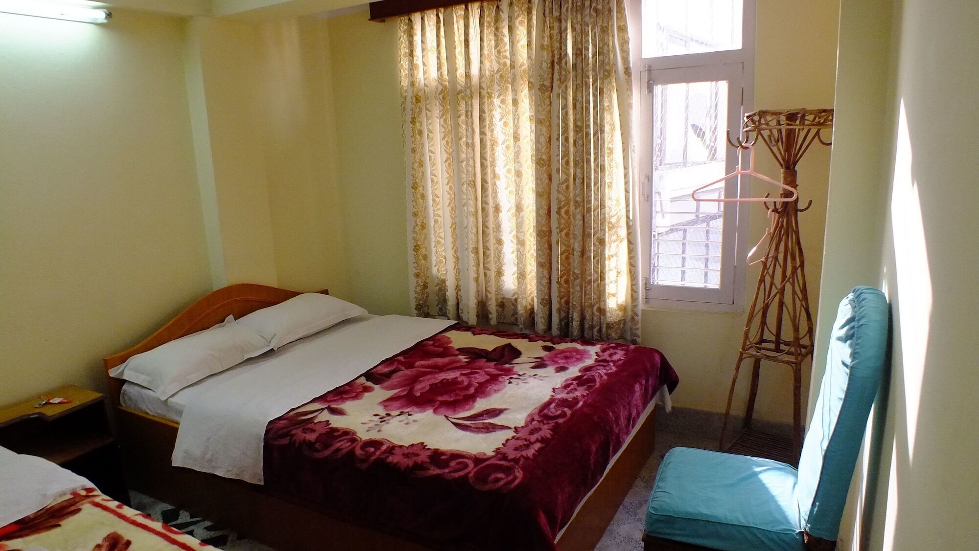 Hotel Dolphin Катманду Екстер'єр фото