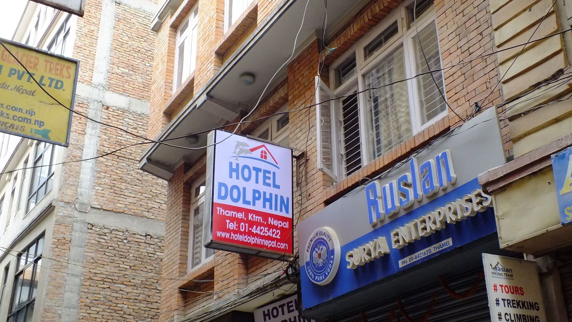 Hotel Dolphin Катманду Екстер'єр фото